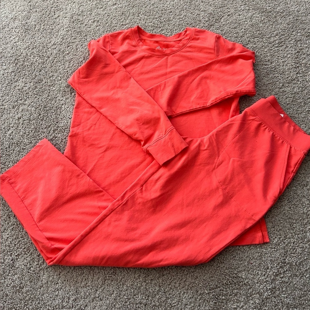 d & co. Orange Two Piece PJ Lounge Set

Size S